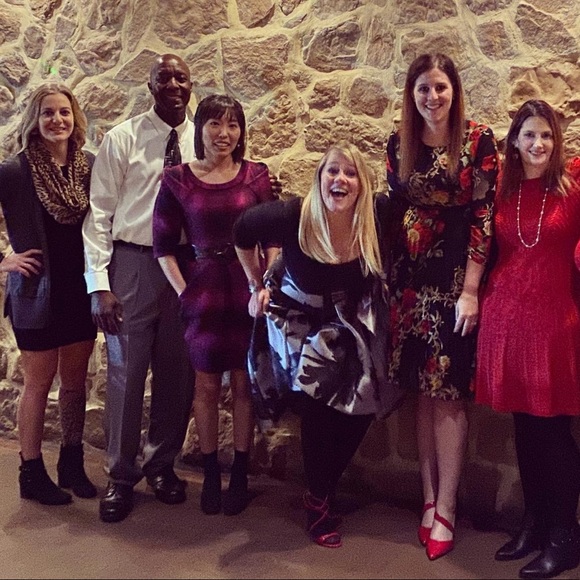 Meet your Posher, Xio - Picture 3 of 4